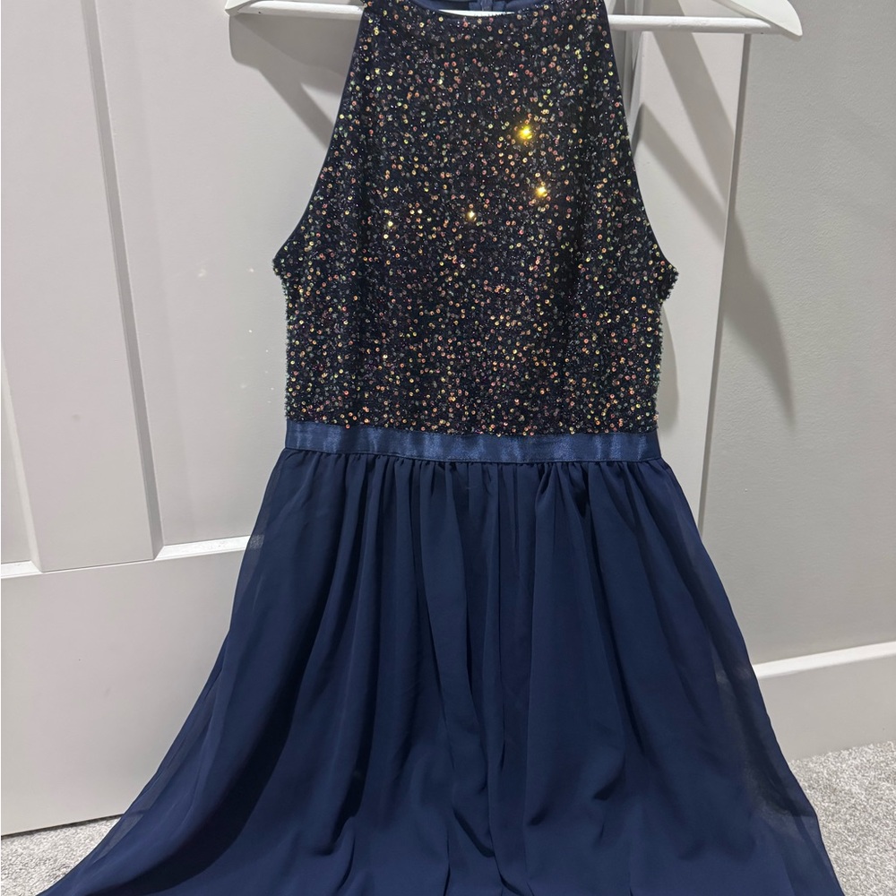 Elegant Navy Sequin Formal Dress
